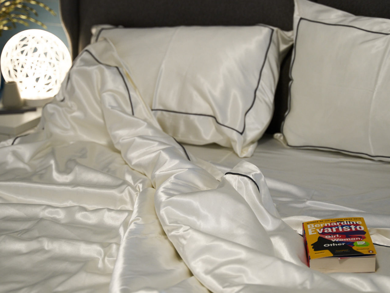 banner silky